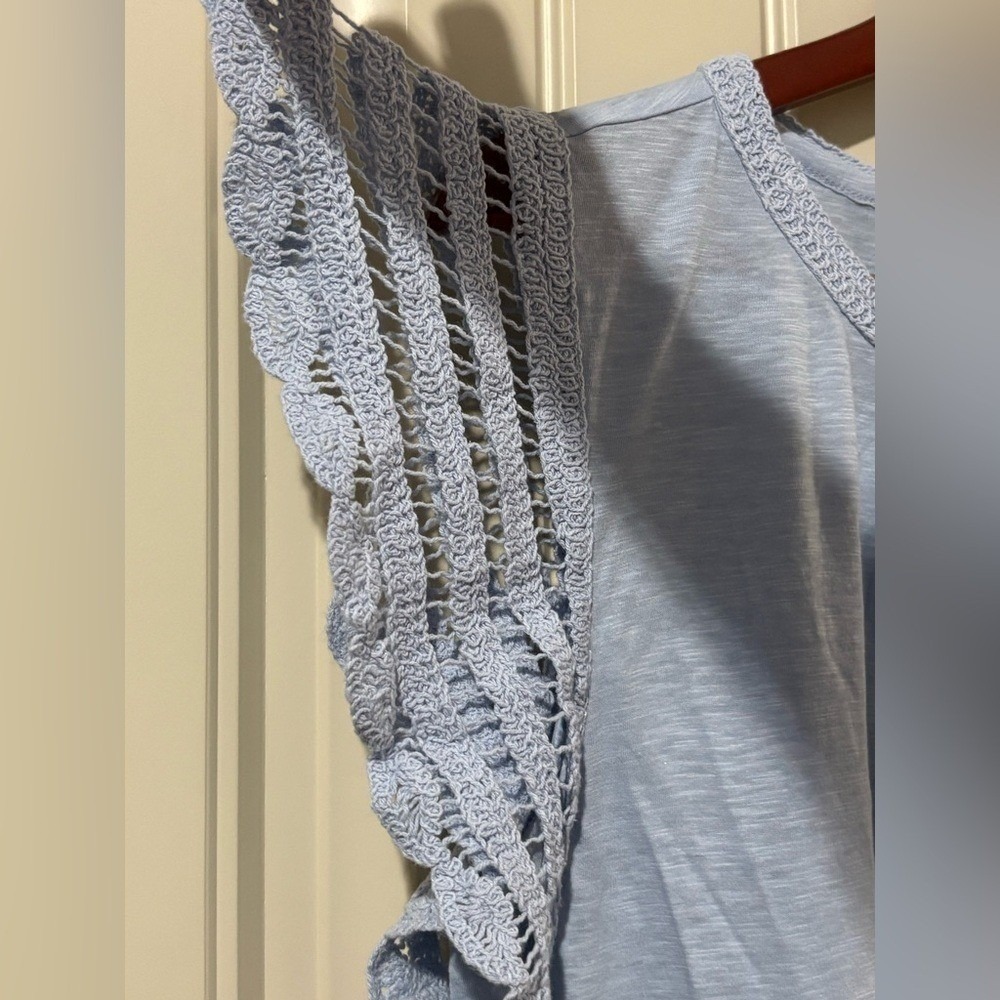 LOFT Blue Crochet Flutter Top Shirt NWT - Picture 5 of 9